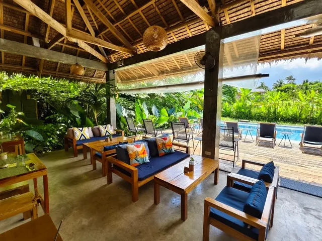 The Ohm Café: All-Day Dining & Poolside Cocktails in Siargao